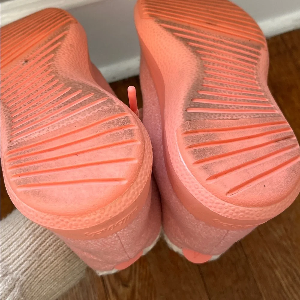 Allbirds Wool Runner-up Mizzle Fluffs High Tops Size 10 in Calm Coral
